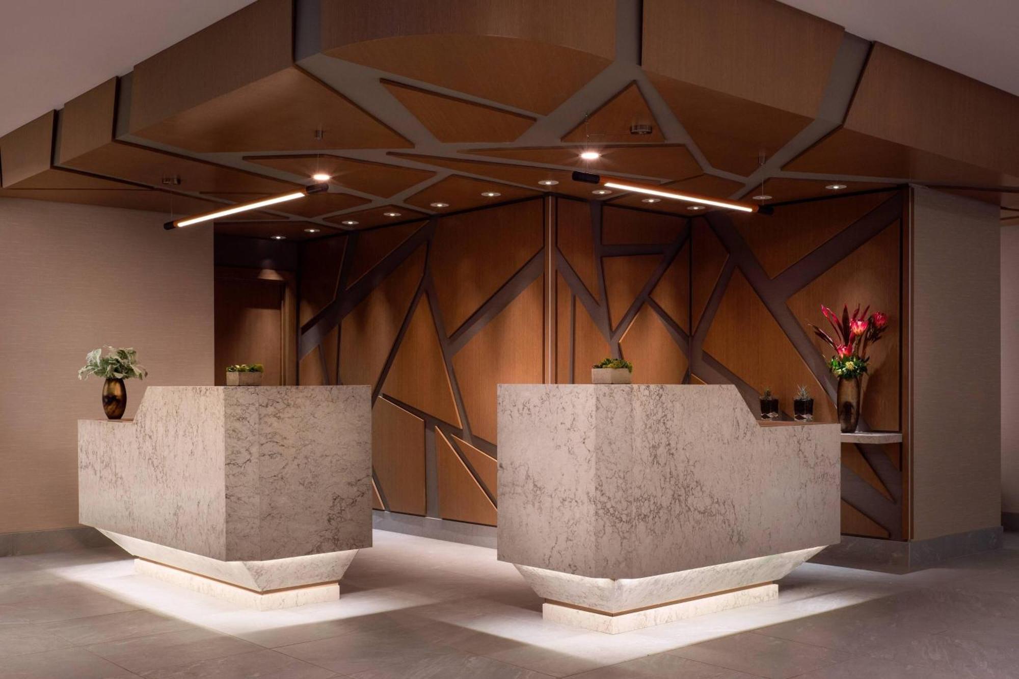 Vancouver Airport Marriott Hotel Ричмънд Екстериор снимка
